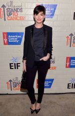 ANNE HATHAWAY at Hollywood Stands Up to Cancer Event