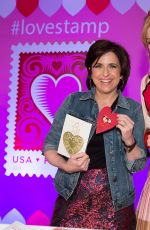 BELLA THORNE at US Ppostal Office Unveils the 2014 Love Stamp