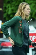 BLAKE LIVELY at Brentwood Country Mart