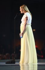 DREW BARRYMORE at 40th Annual People’s Choice Awards in Los Angeles
