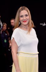 DREW BARRYMORE at 40th Annual People’s Choice Awards in Los Angeles