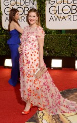 Drew Barrymore in Monique Lhullier, Roger Vivier, Edie Parker and Lorraine Schwartz