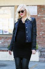 GWEN STEFANI Leaves Jesun Acupuncture Clinic in Los Angeles