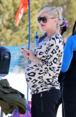 GWEN STEFANI Out and Abouth in Mammoth Lake