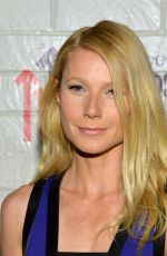 GWYNETH PALTROW at Hollywood Stands Up to Cancer Event