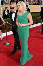 JANE KRAKOWSKI at 2014 SAG Awards in Los Angeles