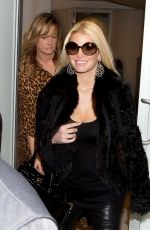 JESSICA SIMPSON Arrives at LAX Airport
