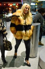 jJESSICA SIMPSON in Coar at JFK Airport in New York