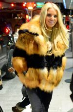 jJESSICA SIMPSON in Coar at JFK Airport in New York