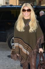 JSSICA SIMPSON Out and About in New York