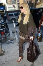 JSSICA SIMPSON Out and About in New York
