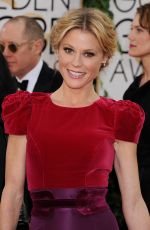 JULIE BOWEN at 71st Annual Golden Globe Awards