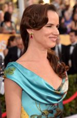 JULIETTE LEWIS at 2014 SAG Awards in Los Angeles