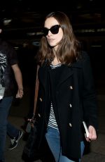 KEIRA KNIGHTLEY at LAX Airort