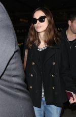 KEIRA KNIGHTLEY at LAX Airort
