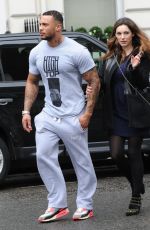 KELLY BROOK and David Mcintosh Shopping Around in London