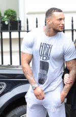 KELLY BROOK and David Mcintosh Shopping Around in London