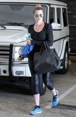 KHLOE KARDASHIAN in Tights Heading to a Gym in Beverly Hills