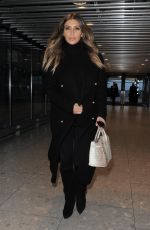 KIM KARDASHIAN Having Lunch at the George Bar in London