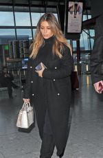 KIM KARDASHIAN Having Lunch at the George Bar in London