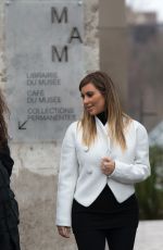 KIM KARDASHIAN Leaves the Museum of Modern Art in Paris