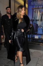 KIM KARDASHIAN Out Shopping in Paris