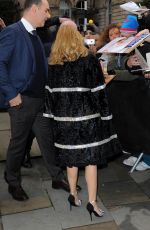 KYLIE MINOGUE Arrives at BBC Radio One Studios in London