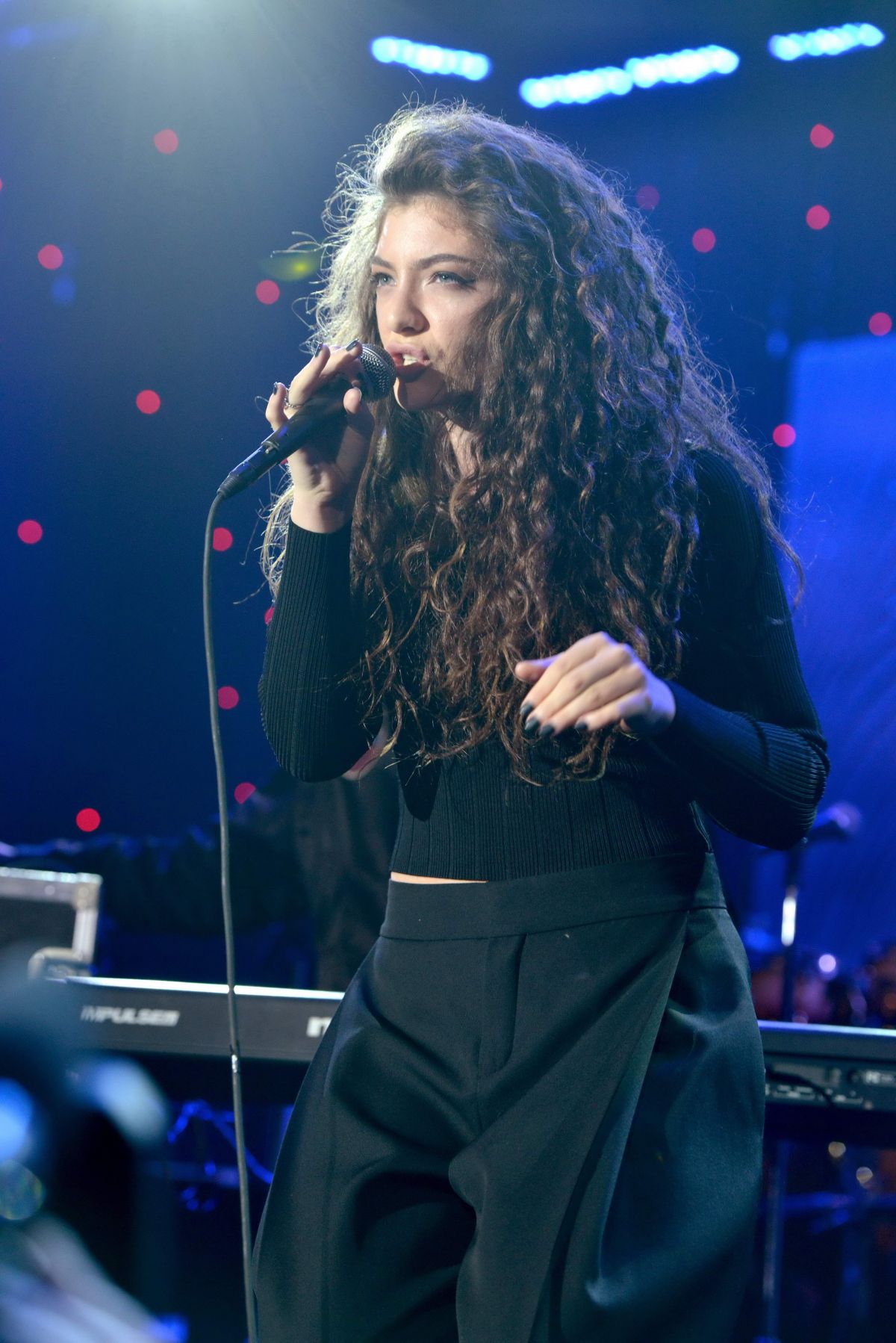 LORDE at Pre-grammy Gala and Salute to Industry Icons in Beverly Hills ...