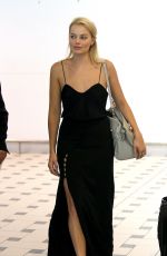 MARGOT ROBBIE at Brisbane International Airport