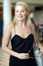 MARGOT ROBBIE at Brisbane International Airport