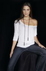 MELANIE CHESKIN - Michel Nafziger Photoshoot