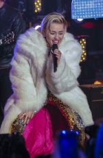 MILEY CYRUS Performs at Dick Clark’s New Year’s Rockin’ Eve with Ryan Seacrest in Los Angeles