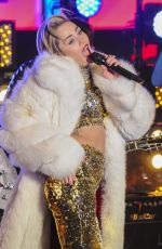 MILEY CYRUS Performs at Dick Clark’s New Year’s Rockin’ Eve with Ryan Seacrest in Los Angeles