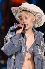 MILEY CYRUS Perofrms at MTV Unplugged in Hollywood