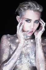 MILEY CYRUS - Real and True Photoshoot