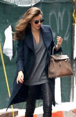 MIRANDA KERR Arrives ato Orlando Bloom
