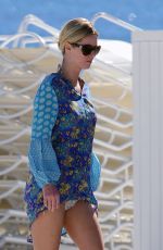NICKY HILTON Out and About in South Beach
