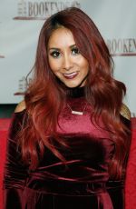 NICOLE SNOOKI POLIZZI Signing Copies of Her New Book in New Jersey