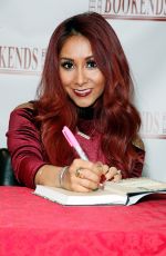 NICOLE SNOOKI POLIZZI Signing Copies of Her New Book in New Jersey