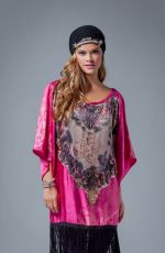 NINA AGDAL - Martha Rey for The La Boheme Collection