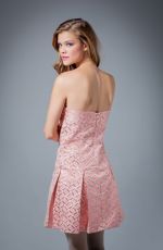 NINA AGDAL - Martha Rey for The La Boheme Collection
