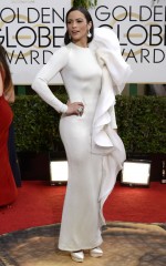Paula Patton in Stephanie Rolland and Charlotte Olympia