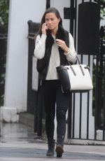 PIPPA MIDDLETON Out and About in Chelsea