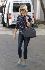 REESE WITHERSPOON Heading to a Meeting in Beverly Hills