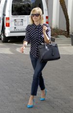 REESE WITHERSPOON Heading to a Meeting in Beverly Hills