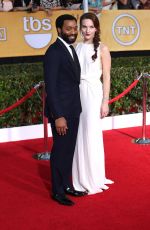 SARI MERCER at 2014 SAG Awards in Los Angeles