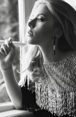 SCARLETT JOHANSSON - Mark Seliger Photoshoot 