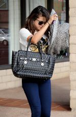 SELENA GOMEZ Leaves Tanning Salon in Enchino