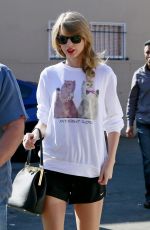 TALOR SWIFT in Shorts Arrives at a Dance Studio