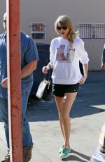 TALOR SWIFT in Shorts Arrives at a Dance Studio